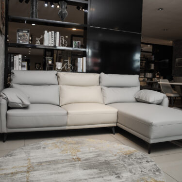 Roma [Wingback Leather Sofa | Stylish & Cozy Seating]